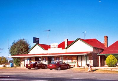 Deepwater Inn Hotel