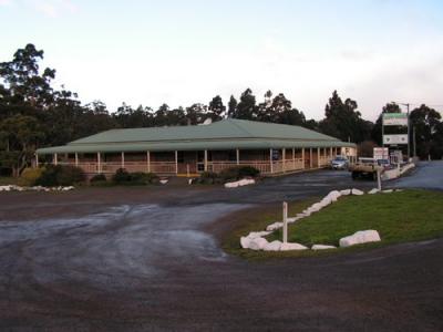 Southport Hotel & Caravan Park
