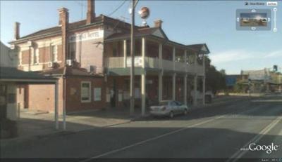 Riverina Hotel