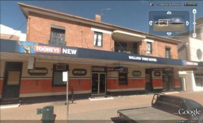 Willow Tree Hotel