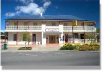 Apsley Arms Hotel