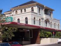 Clovelly Hotel