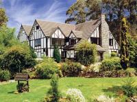 Fox & Hounds Inn