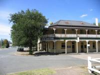 Seven Creeks Hotel