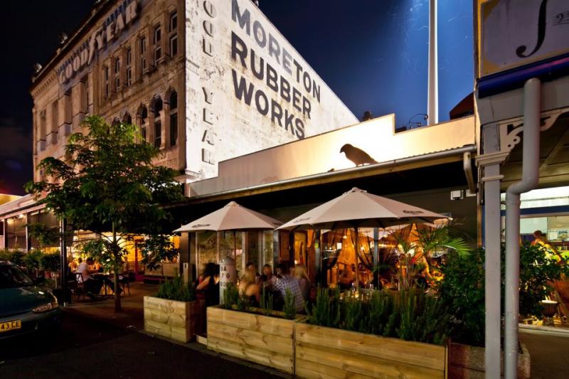 Canvas Cocktail & Wine Bar, WOOLLOONGABBA, QLD Pub info Publocation