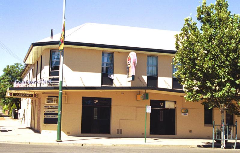 Court House Hotel, GUNNEDAH, NSW | Pub Info @ Publocation