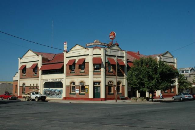 Kết quả hình ảnh cho The Doodle Cooma Arms Hotel, Henty, NSW