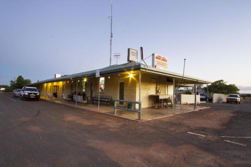 White Cliffs Hotel-Motel, WHITE CLIFFS, NSW | Pub info @ Publocation