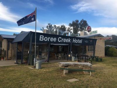 Boree Creek Hotel - image 2