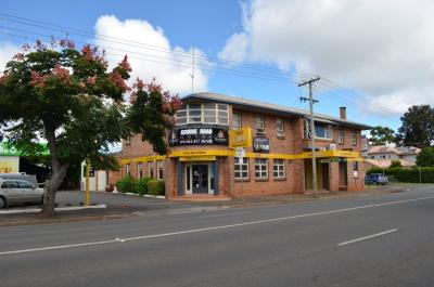 Gowrie Road Hotel - image 1