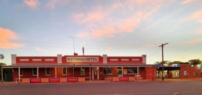 National Hotel Stawell - image 2