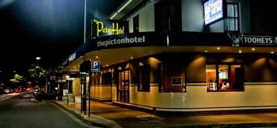Picton Hotel - image 2