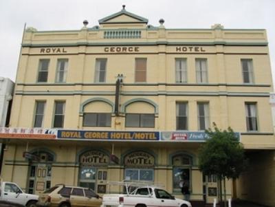 Royal George Hotel
