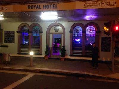 Royal Hotel - image 2