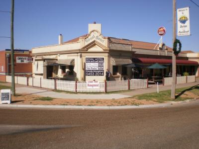 Royal Hotel and Brewery - image 2