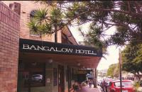 Bangalow Hotel - image 2