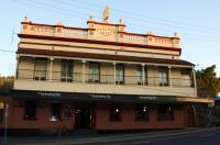 Federal Hotel- The Squealing Pig - image 1