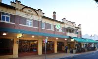Victoria Hotel - image 1